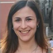 Offro lezioni private a distanza di materie umanistiche